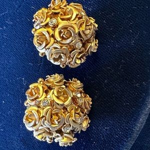 🌹designer earrings-a bouquet of roses and diamonds in gold/silver